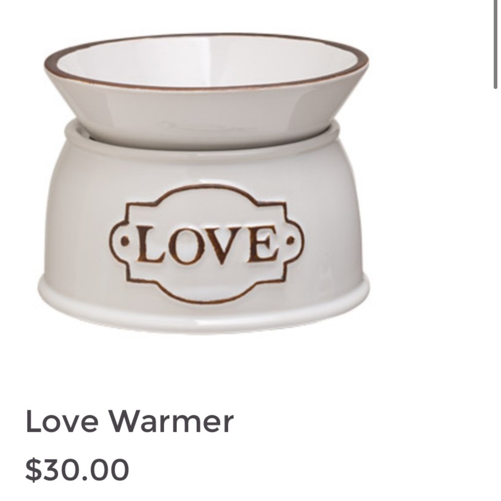 NIB “Love” warmer